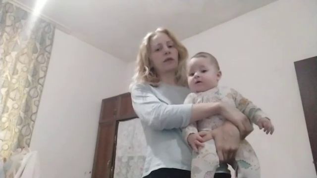 Температура после прививки/Постригла Ниджату волосы/Алишка учится сидеть/Мурадик сладуся? смотреть онлайн