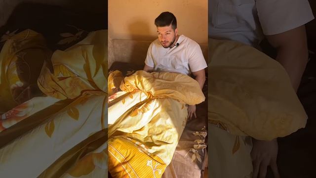 Как правильно пердеть в кровати? смотреть онлайн