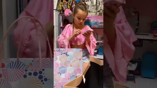 Opening my birthday presents - Anastasiya Knyazeva смотреть онлайн