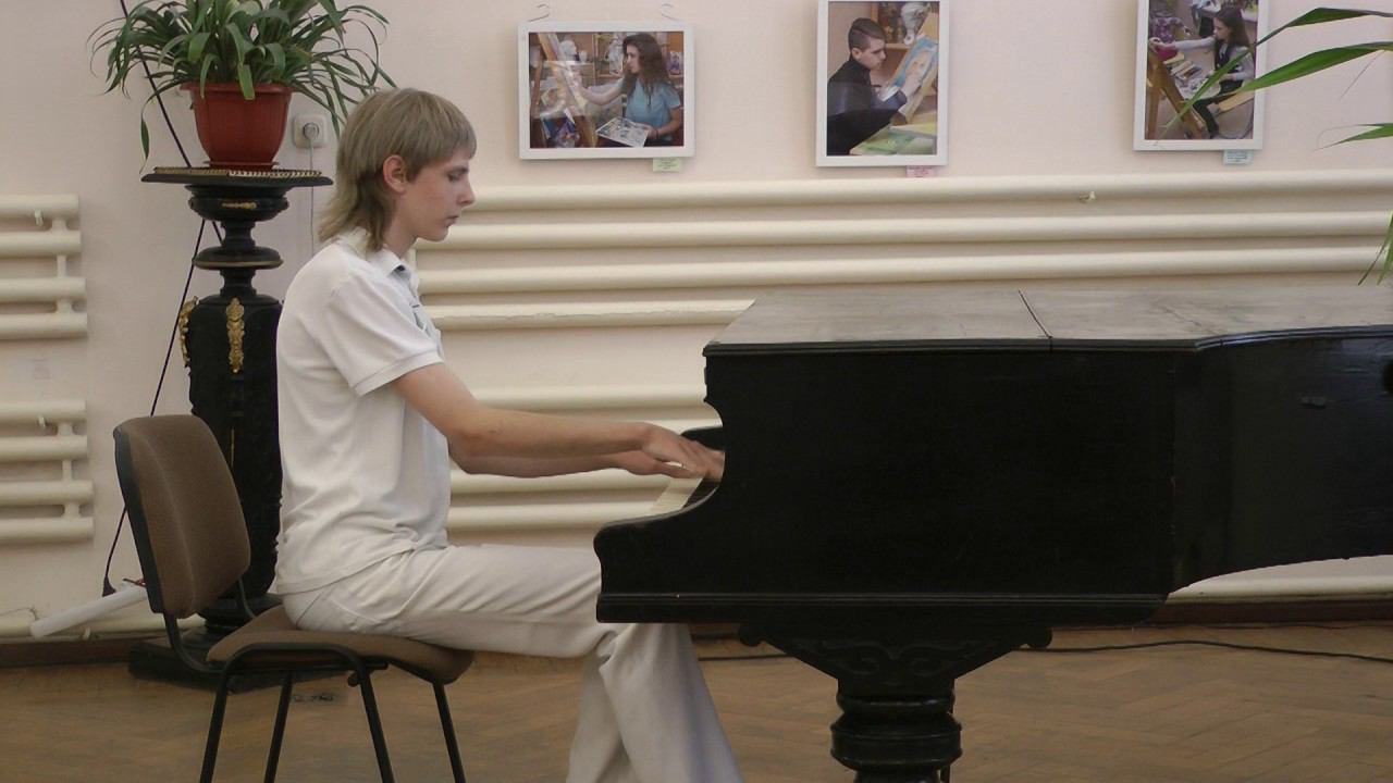 Концерт К. Михайлова /г.Таганрог Библиотека им. А.П. Чехова/