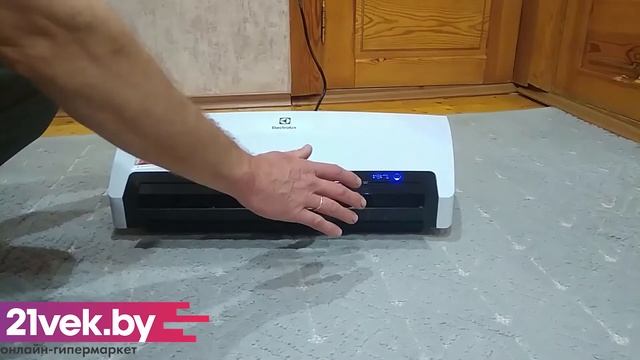 Распаковка - Тепловентилятор Electrolux EFH/W-9020 смотреть онлайн
