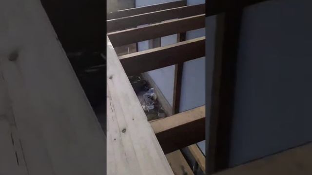 Строительство деревянной террасы с ограждением и навесом смотреть онлайн