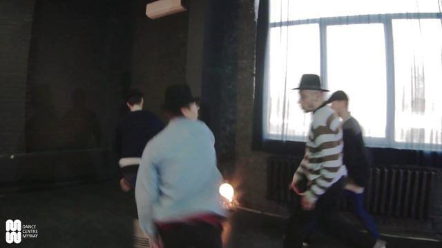 Usher - Caught up choreography by Denis Stulnikov смотреть онлайн