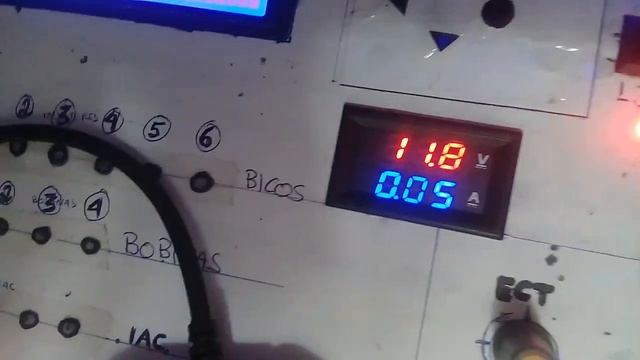 Testando alguns sensores com o scanner, central Ford Ka 3 cilindros смотреть онлайн