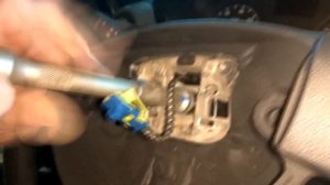 Снятие руля Логан фаза 1 и 2. Отличия.