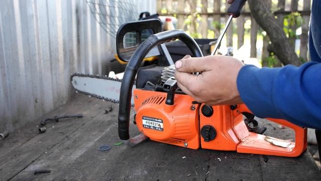 РЕМОНТ БЕНЗОПИЛЫ FORESTA , РЕМОНТ КИТАЙСКОЙ БЕНЗОПИЛЫ , НЕ НАБИРАЕТ ОБОРОТЫ БЕНЗОПИЛА , ГЛОХНЕТ смотреть онлайн