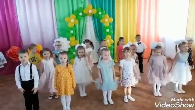 Танцевальные номера подготовили ребята средней группы #детскийсад1 смотреть онлайн