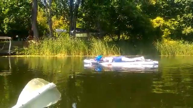 На сапе можно загорать смотреть онлайн