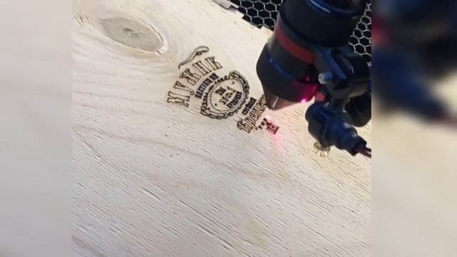 Что подарить на день влюбленных? Что подарить на 23 февраля и 8 марта? смотреть онлайн