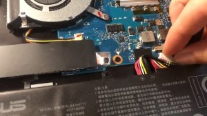 ВЫКЛЮЧИЛСЯ ЭКРАН НОУТБУКА ASUS TUF GAMING  КАК ОТСОЕДИНИТЬ БАТАРЕЮ