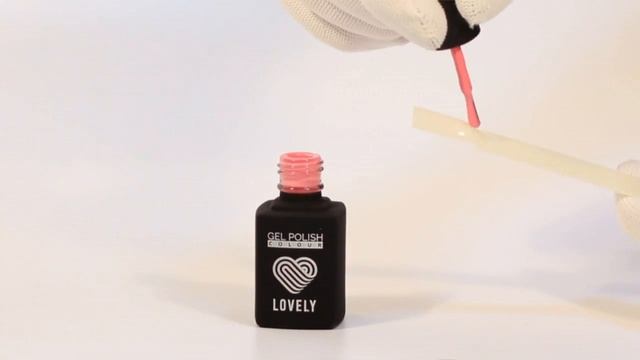 Гель лак Lovely №017- коралловый гель-лак для дизайна ногтей смотреть онлайн