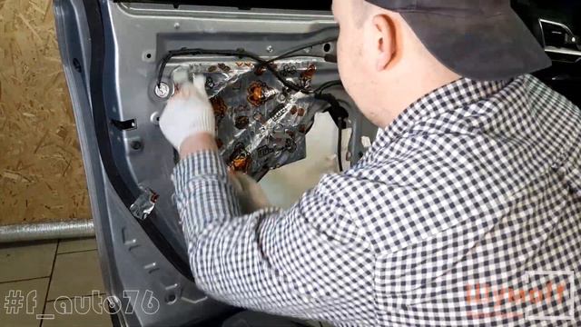 Как ПРАВИЛЬНО сделать шумоизоляцию дверей Subaru Forester смотреть онлайн