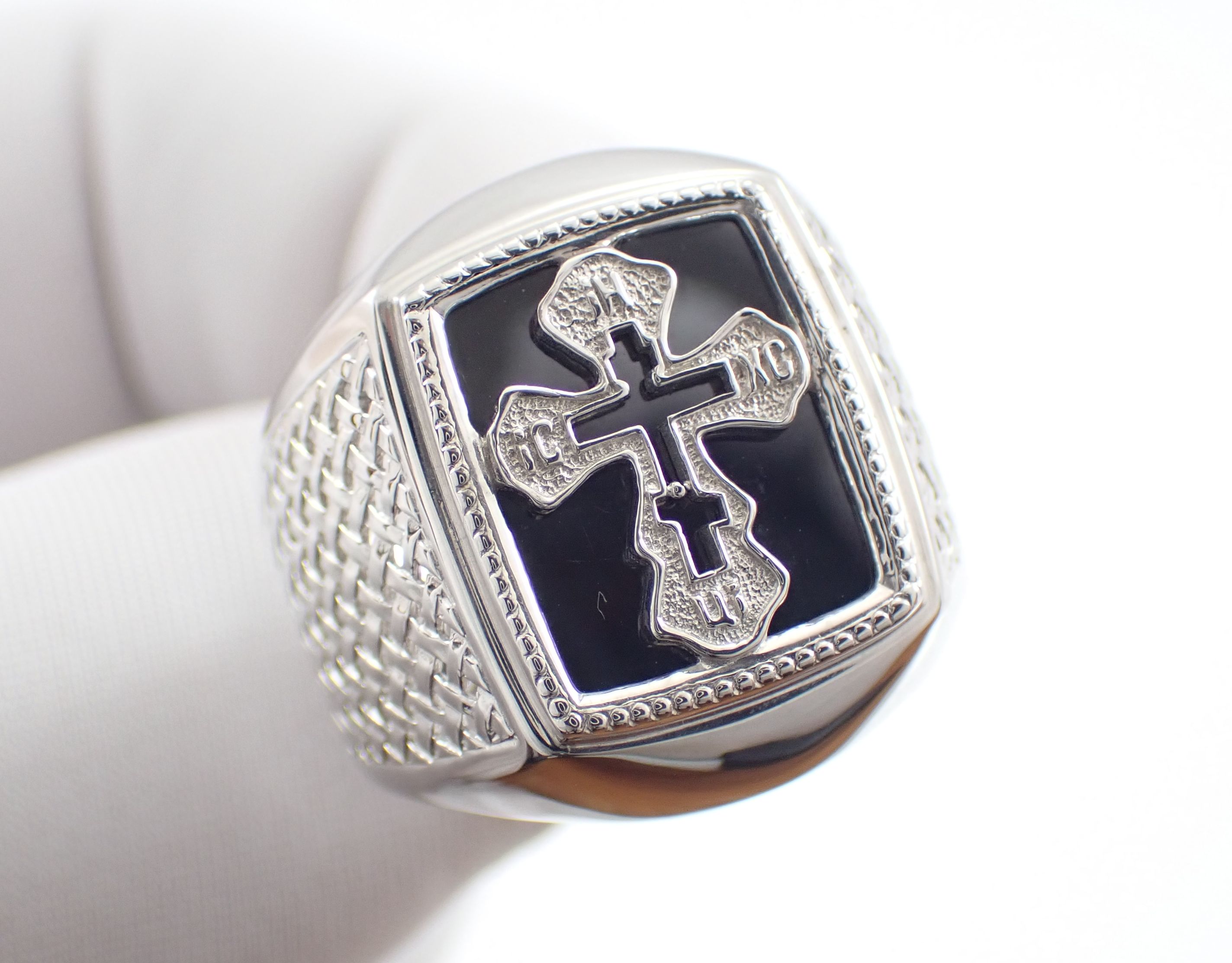 Печатка Мужская с Крестом, Артикул КМ-142_6_с, серебро 925 пробы смотреть онлайн