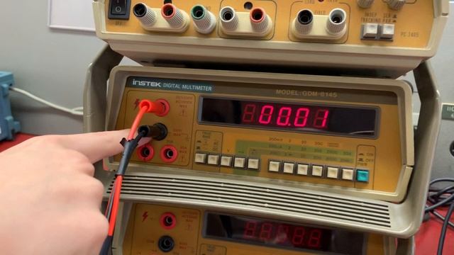 How to use a digital Multimeter GDM-8145 (1) смотреть онлайн