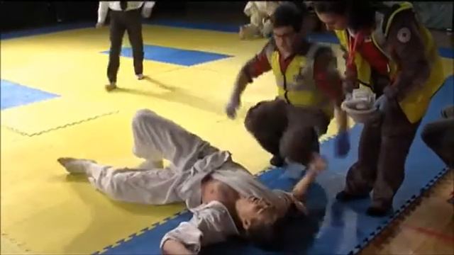 Charlie Webster (GB) v Louis Bax (Holland) 1st Round at 4th IFK World Tournament 2013 смотреть онлайн