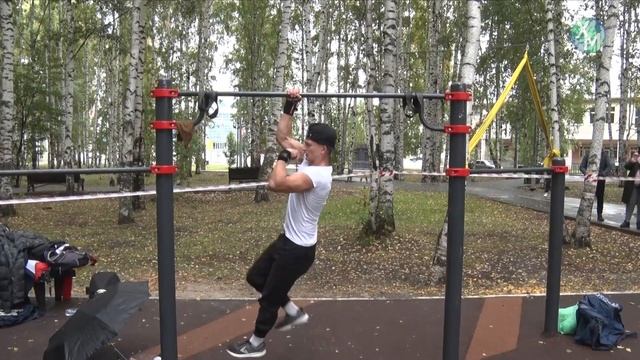 Как в Ханты-Мансийске молодежь отдыхает