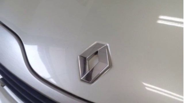 Renault Laguna 2.2-16V dCi Tech Line смотреть онлайн