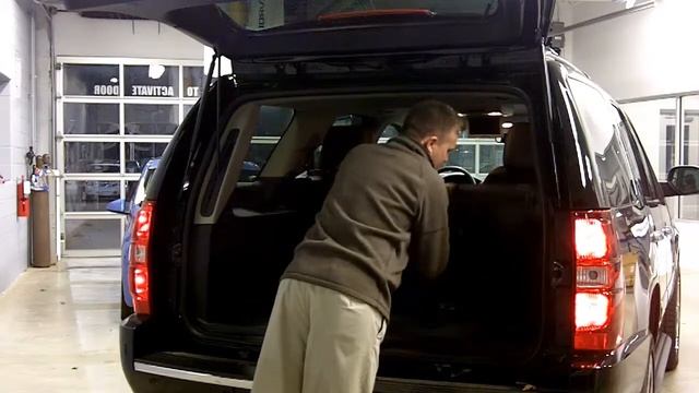 2014 Chevy Tahoe dominates the 2014 Ford Expedition in Kalamazoo MI смотреть онлайн