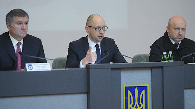 Турчинов в шоці! Заява вже на столі – це кінець. На допит, у Порошенка істерять – вони взяли його смотреть онлайн