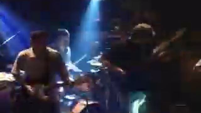 Umphrey's McGee - Get In the Van - 06-07-2002 смотреть онлайн