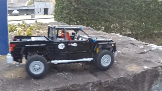 LEGO Technic AWD Pickup "Dacoma" смотреть онлайн