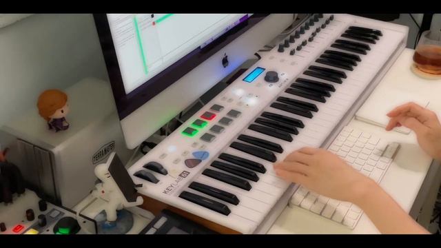 Bad Habits - Live looping with Arturia Keylab Essential in Ableton смотреть онлайн