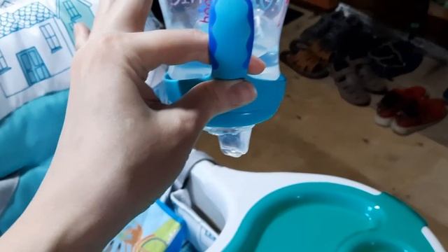 Первый прикорм малыша. Микс цветная капуста, морковь, тыква. Стульчик для кормления. смотреть онлайн