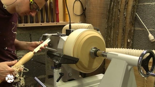 One Woodturning to Rule Them All ! смотреть онлайн