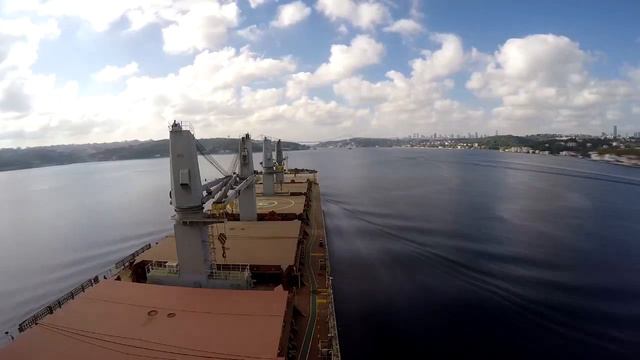 Прохождение балкером Стамбульского пролива смотреть онлайн