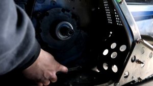 Как поменять масло в коробке Arctic Cat Bearcat 570 xt. How to change the chaincase oil. DIY. DF 40