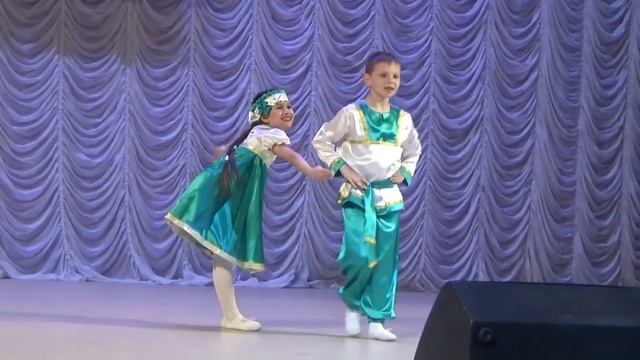 «Соловушка» хореограф Величко Юлия Владимировна смотреть онлайн