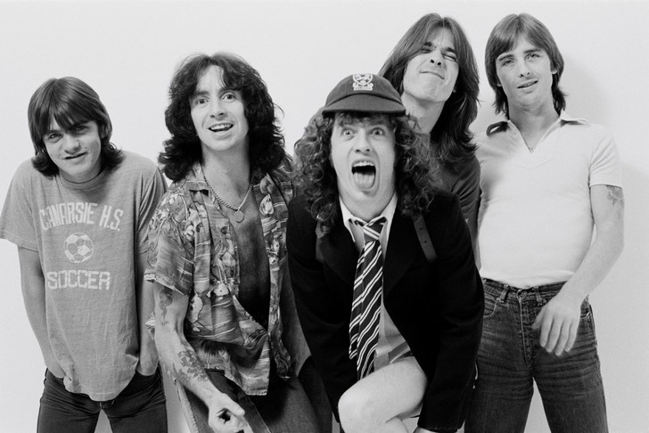 AC/DC - Let There Be Rock 1980 BluRay Rip.mp4 смотреть онлайн