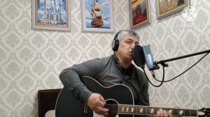 Чёрный берет на нас одет