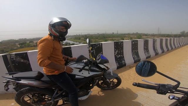 Jawa 42 Vs Bajaj Pulsar NS200 Top End Race | Kisme kitna hai Dum? | Ksc Vlogs смотреть онлайн