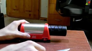 Преимущества и недостатки электрической точилки для ножей на примере ножеточки Taidea T1031D