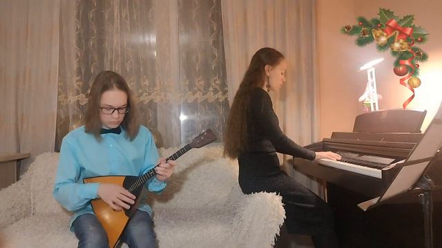 We wish you a Merry Christmas (балалайка и фортепиано) смотреть онлайн