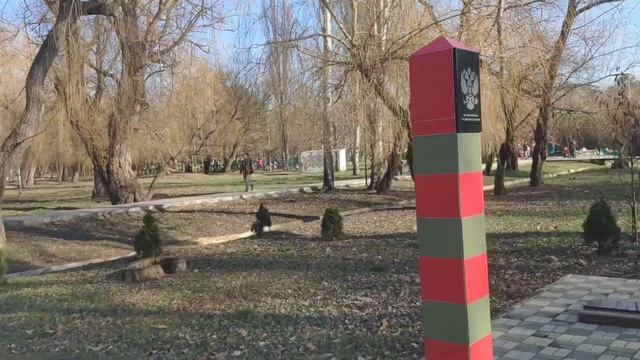 УЗНАЕМ ВМЕСТЕ ГОРОД СИМФЕРОПОЛЬ! СКВЕР ПАМЯТИ ПОГРАНИЧНИКОВ!!! КРЫМ - ЭТО РОССИЯ!!!! смотреть онлайн