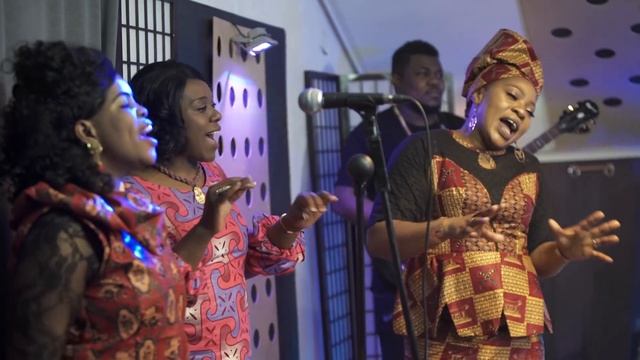 LOUANGE NOSTALGIQUE 2 смотреть онлайн