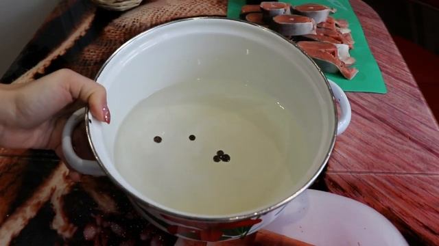 Маринованная горбуша в вине/ Вкусная красная рыба в маринаде смотреть онлайн