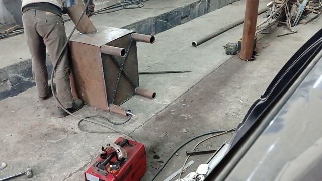 Буржуйка из металлолома своими руками смотреть онлайн