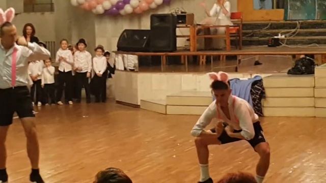 виа зайчики смотреть онлайн