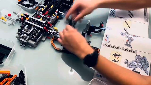 Lego #42056 Technic Porsche 911 GT3 RS with Gulf livery - Speed Build & Pictures смотреть онлайн