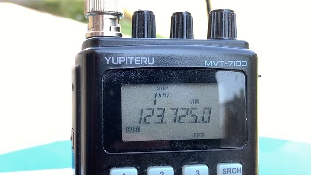 Tower comms from RAF Brize Norton using a Yupiteru MVT7100 scanner and a Diamond X300 Colinear смотреть онлайн