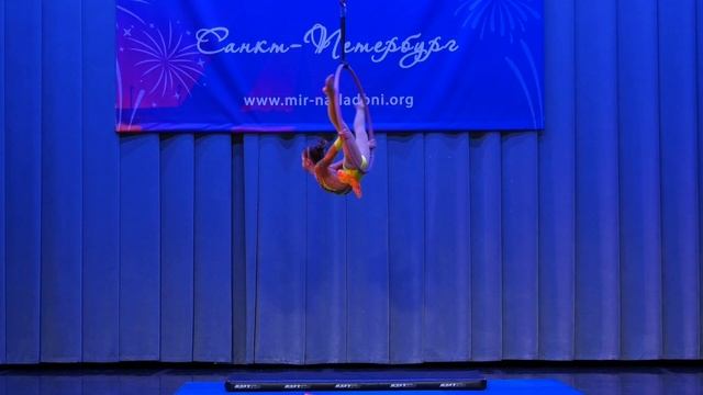 Осипова Валерия, Цветик семицветик, гимнастика на воздушном кольце, ГРАН-ПРИ г.Санкт-Петербург 2022 смотреть онлайн