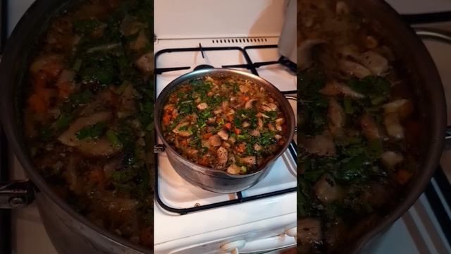 приготовила на обед суп для похудения с грибами. смотреть онлайн