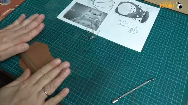 Sculpting TOTORO from "My neighbor TOTORO"/Лепим Тоторо из мультфильма "Мой сосед ТОТОРО" смотреть онлайн
