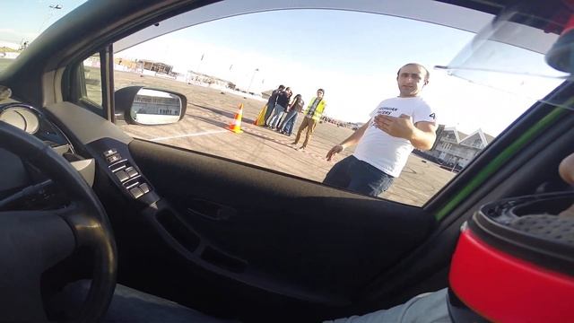 Vitz RS NCP91 vs Vitz RS Turbo NCP13 RIM Pair Racing смотреть онлайн