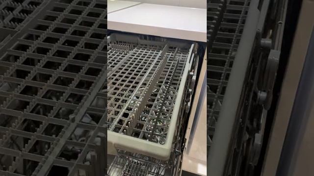 Посудомоечная машина Vestfrost WVDWF424T01W - Обзор смотреть онлайн