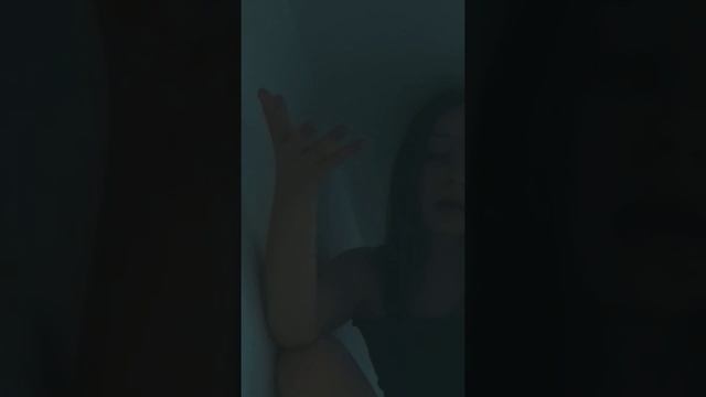 вот и проспал на маникюр / фанат - Julia66550 смотреть онлайн