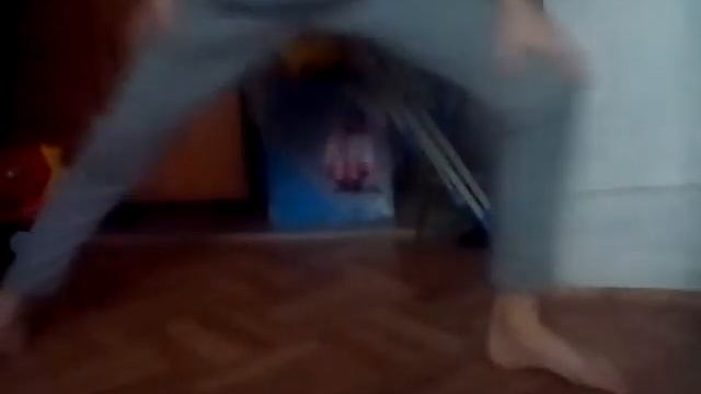 1 день. Упражнения как сесть на шпагат новичкам смотреть онлайн